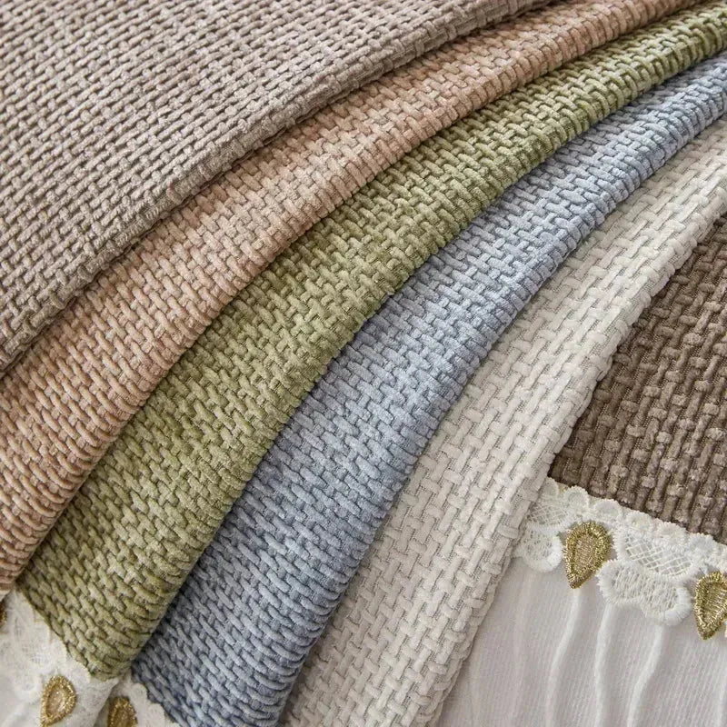 Capa para Sofá Chenille Antiderrapante com Acabamento Elegante Marrom Claro - Zinova